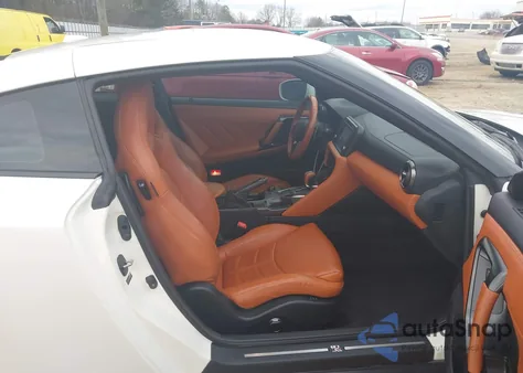 2017 Nissan Gt-R Premium z USA, uszkodzony, nr VIN JN1AR5EF6HM820840